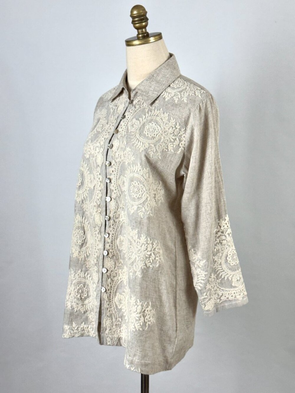 Soft Surroundings Embroidered Lace Button Down Tunic Linen Rayon Beige Relaxed - Picture 3 of 9